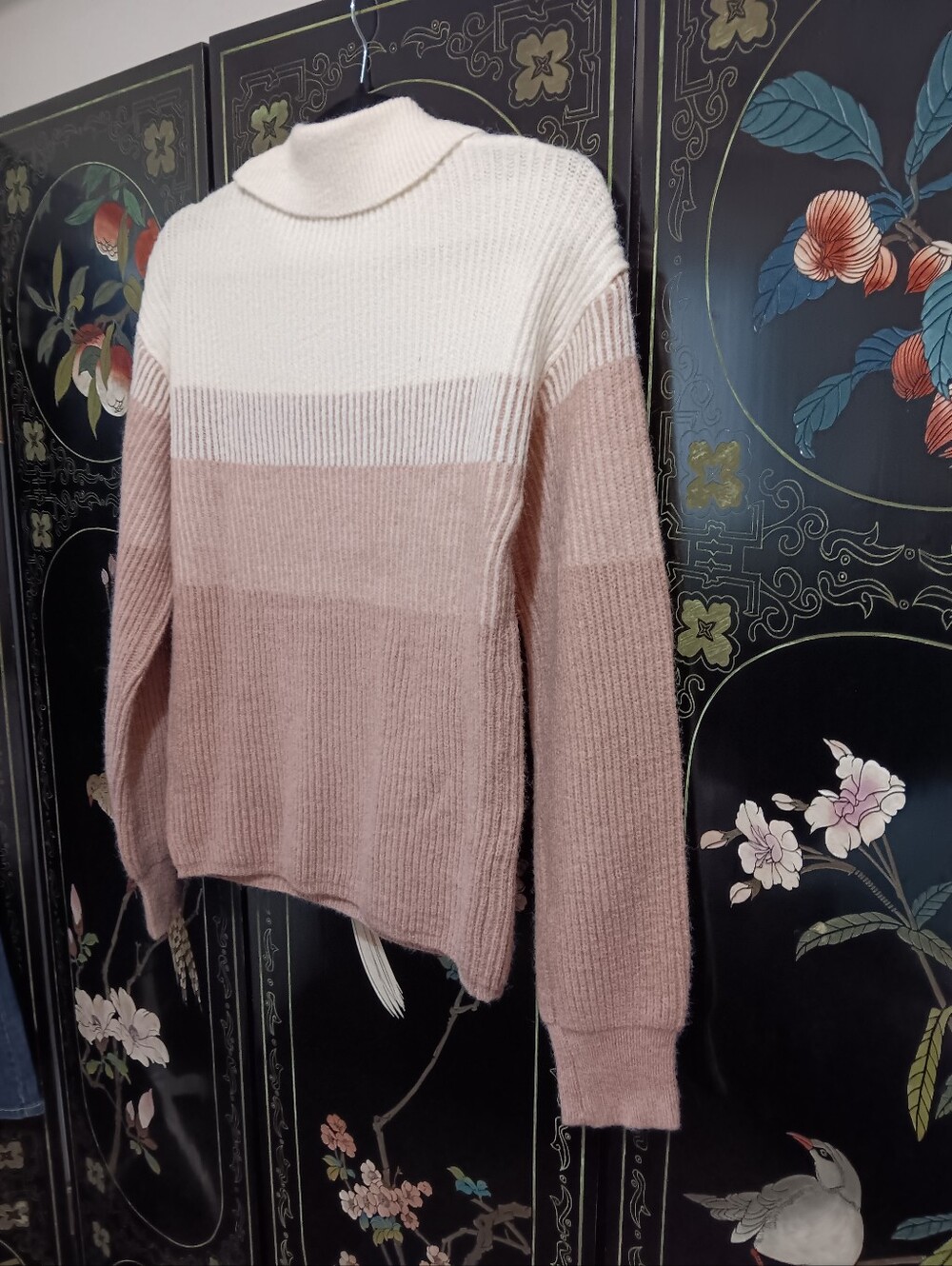 Collared Colorblock Ribbed Sweater - Picture 5 of 7
